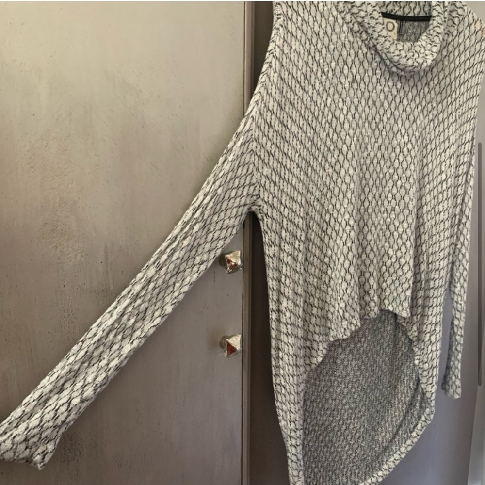Anthropologie Akemi + Kin Cowl Neck Hi Lo Long Sleeve Sweater - Picture 3 of 7